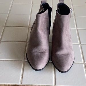 Cityclassified ankle boots